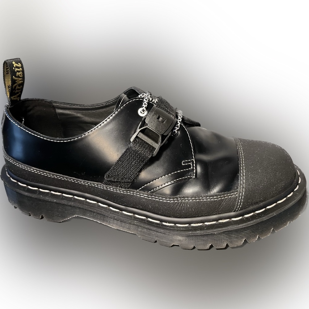 DR. MARTENS 1461 TECH - MADE IN ENGLAND
BLACK SMOOTH/BLACK HI SUEDE UK 11 US 12